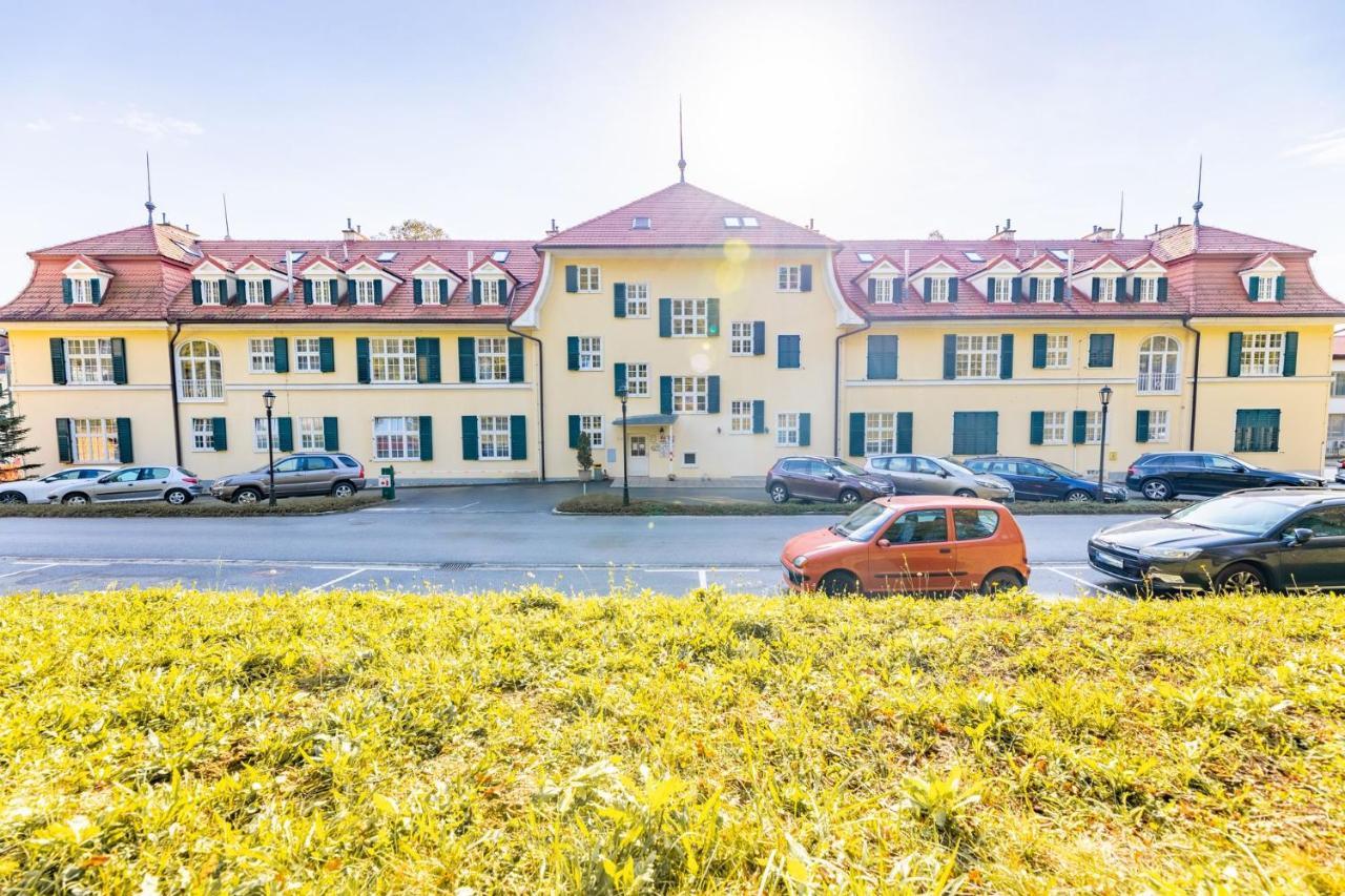 רוגאסקה סלאטינה Apartments Vila Golf - Flucher Turizem מראה חיצוני תמונה